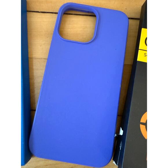 Iphone 13 pro max phone cases and screen protectors bundle - Picture 4 of 11